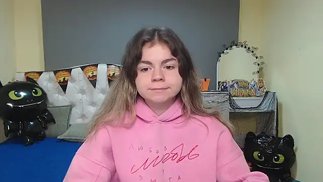 TinaRedly online show from 11.04.25