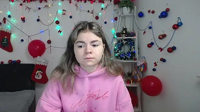 TinaRedly online show from 12.18.25