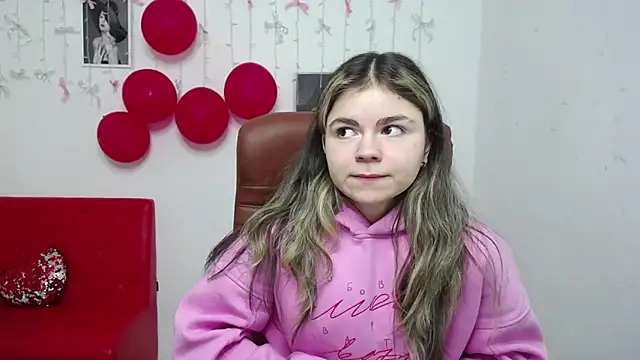 TinaRedly online show from 01.14.26