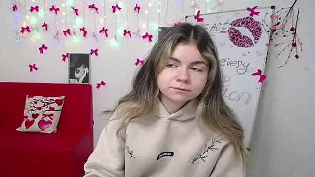 TinaRedly online show from 03.12.26