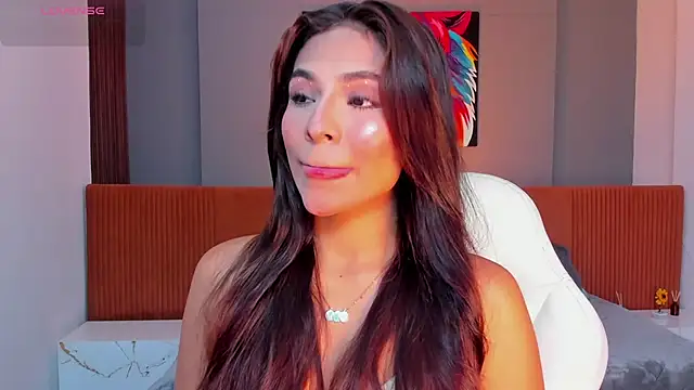 amira cute2 online show from 10.24.25