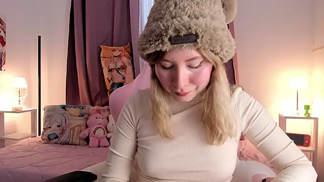 Snapshot of Gin_Lilah chatting on 07.03.26 Gin Lilah online show from 07.03.26