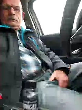 bottomhairy online show from 12.13.24