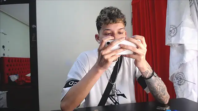 Snapshot of _Thomas_hot_ chatting on 01.07.25 Thomas hot online show from 01.07.25