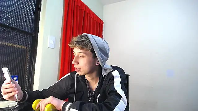 Snapshot of _Thomas_hot_ chatting on 01.31.25 Thomas hot online show from 01.31.25