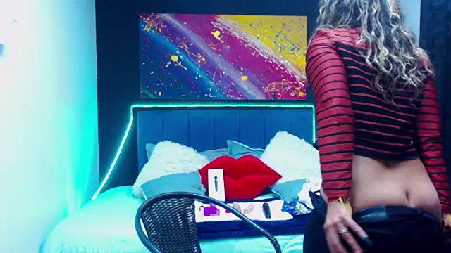 megan collins96 online show from 02.28.25