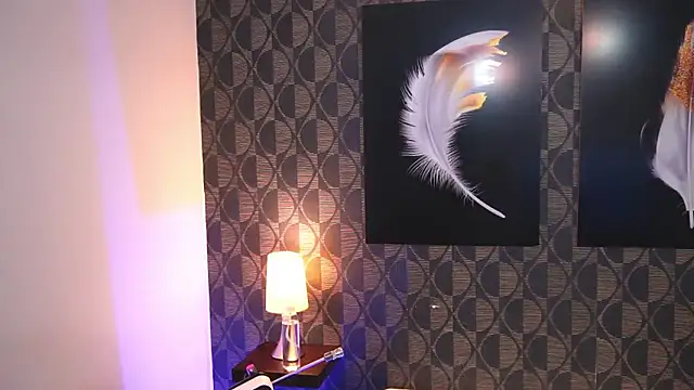 SharomRoss online show from 02.24.26