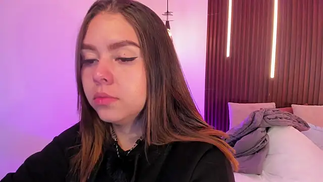 Snapshot of ArianaBaker chatting on 02.23.26 ArianaBaker online show from 02.23.26