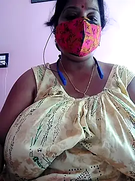 Snapshot of Kayra_34 chatting on 09.28.25 Kayra 34 online show from 09.28.25