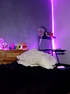 Khara Mel online show from 02.13.25