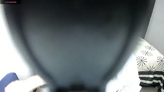 Snapshot of Valentina_St chatting on 02.19.26 Valentina St online show from 02.19.26