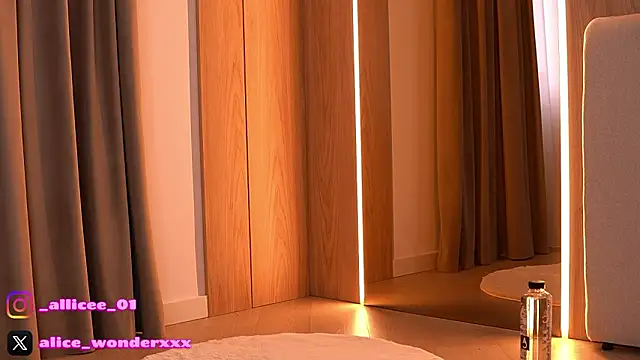 VanessaSimon online show from 03.15.26