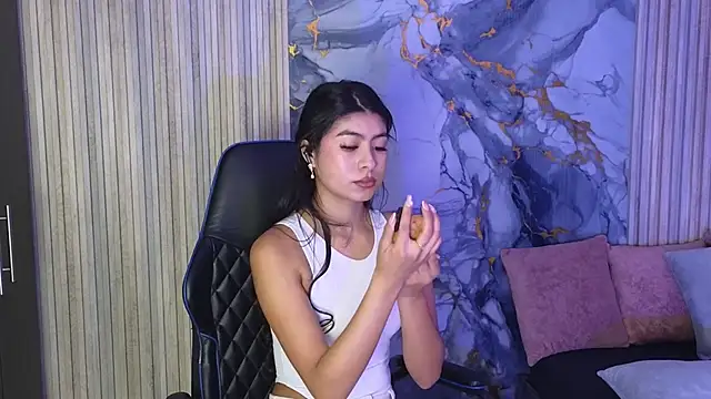 LissaWiild online show from 02.28.26