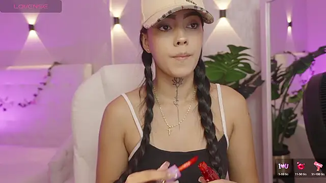 miagomezweb1 online show from 01.15.26