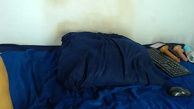 FAT ASS27 online show from 12.22.25