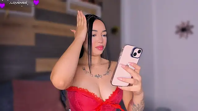 AnthonellaSweet online show from 12.18.25