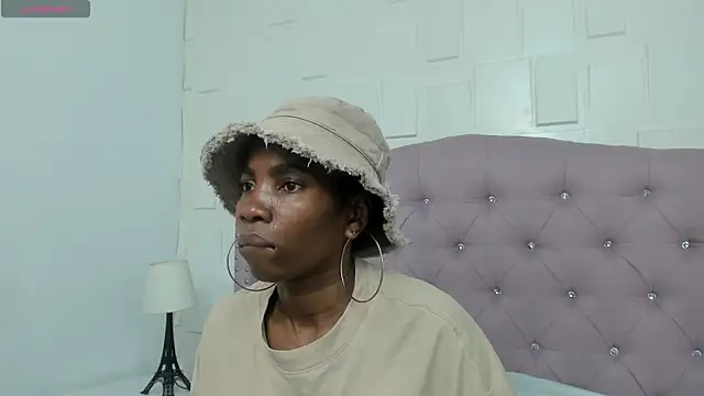 MonicaSchwartz online show from 04.06.26