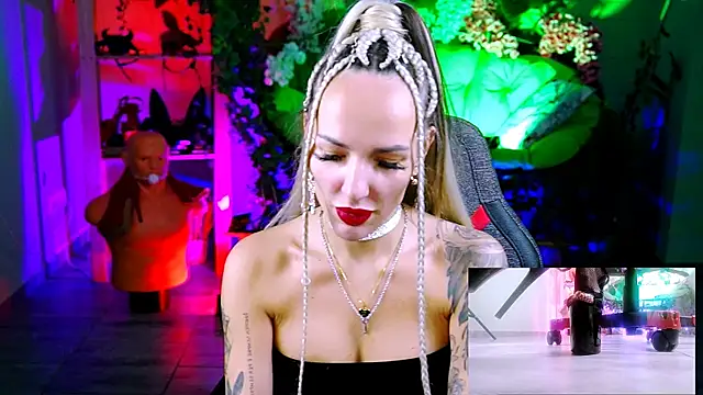 MonicaMaxwel online show from 11.01.25