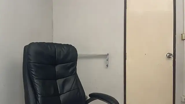 SassyJessi online show from 12.15.25