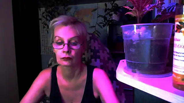 HelgaHimmell online show from 04.10.26