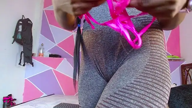 ebony alika1 online show from 02.11.25