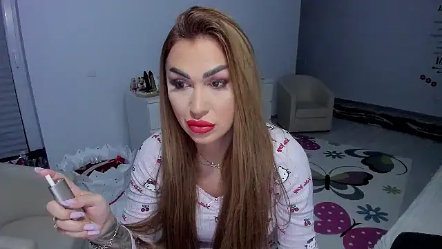 GlossyDiamondX online show from 02.17.25