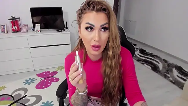 GlossyDiamondX online show from 03.19.25