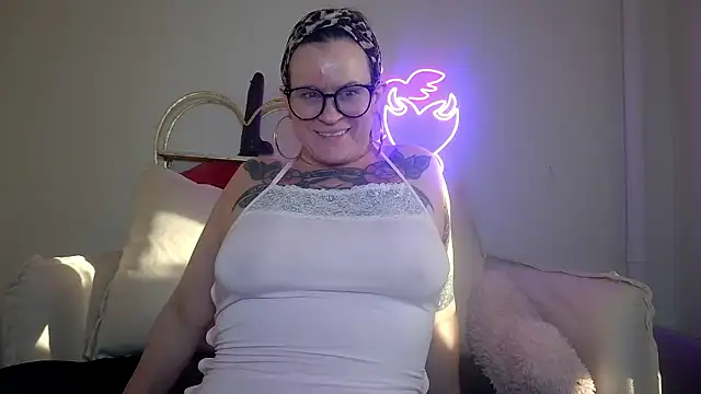 quinnmariexo online show from 01.15.26