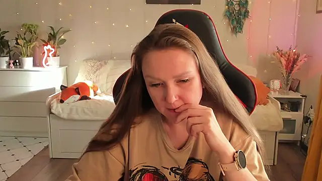 desperatehousewife   online show from 01.31.25