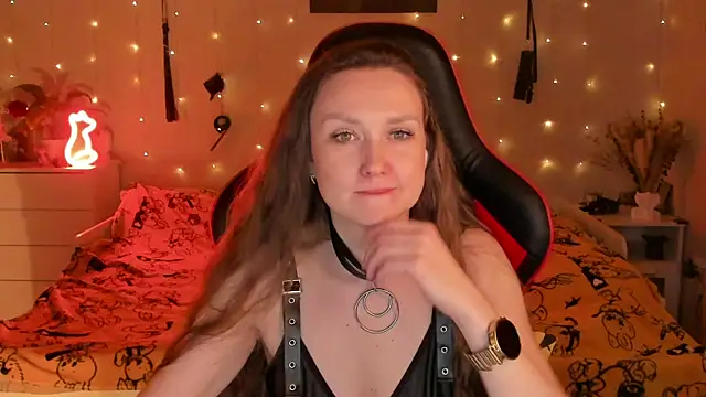 desperatehousewife   online show from 09.16.25