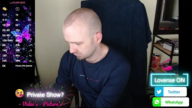 Snapshot of RealManHaveHairy chatting on 05.21.26 RealManHaveHairy online show from 05.21.26