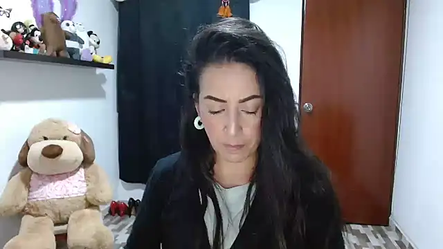 ella peck online show from 02.13.25