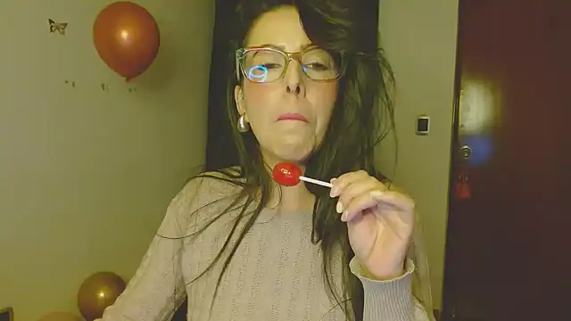 ella peck online show from 10.02.25