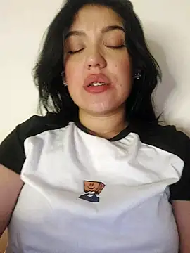 Sophie-hatter online show from 03.13.25