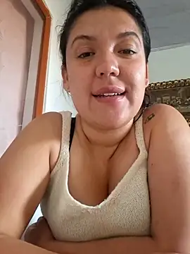 Snapshot of Sophie-hatter chatting on 06.15.26 Sophie-hatter online show from 06.15.26