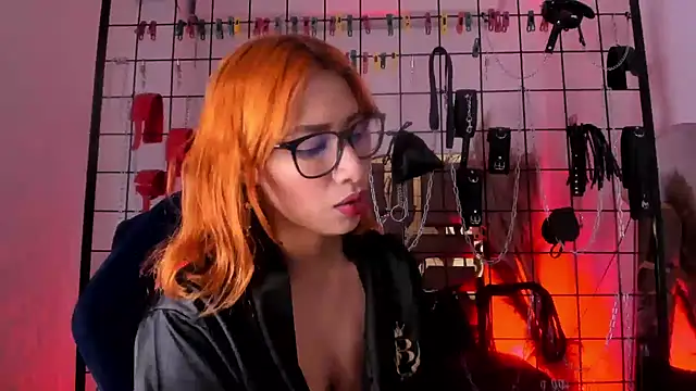 charrlotte quinn online show from 02.13.25