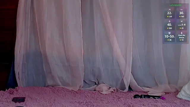 lanaturner  online show from 02.15.25