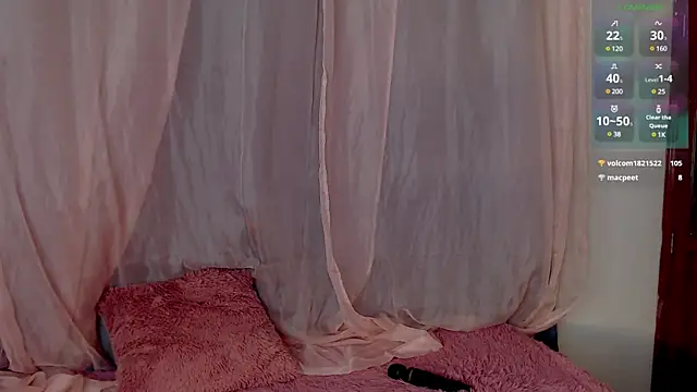 lanaturner  online show from 03.16.25