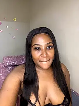 Snapshot of yummydoll97 chatting on 11.16.25 yummydoll97 online show from 11.16.25