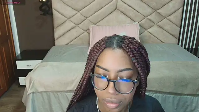 Raquel jones online show from 03.03.25