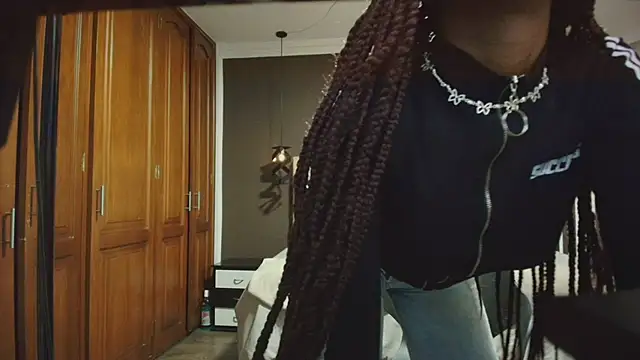 Raquel jones online show from 03.18.25