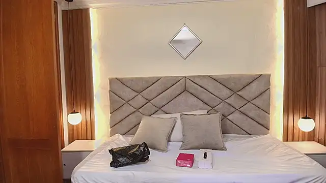 Raquel jones online show from 03.15.26