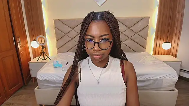 Raquel jones online show from 03.22.26