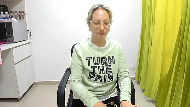 Adele johnsonn1 online show from 02.06.25