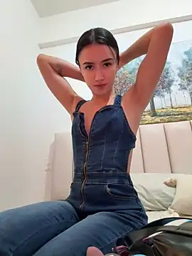 Snapshot of SaraWilliamss_ chatting on 12.25.24 SaraWilliamss online show from 12.25.24