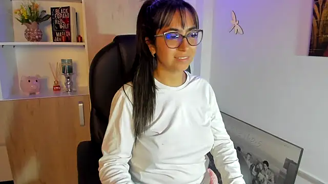 Isabellaa22 1 online show from 02.19.25