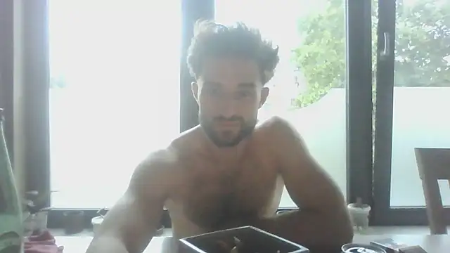 Snapshot of Vekie_007 chatting on 07.19.26 Vekie 007 online show from 07.19.26
