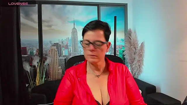 ninarandmann online show from 10.27.25