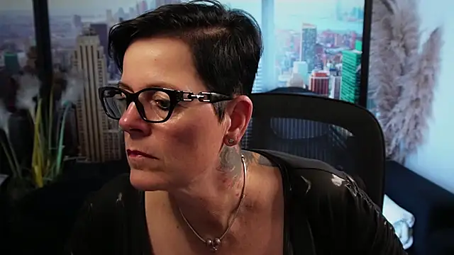 ninarandmann online show from 11.02.25