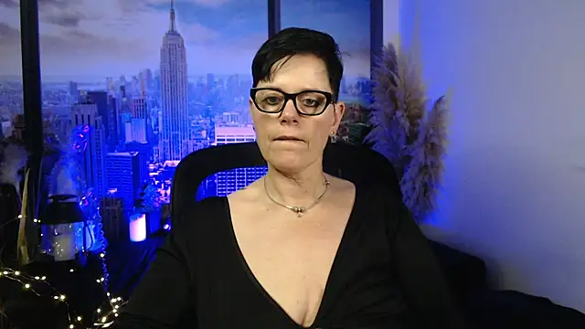 ninarandmann online show from 12.20.25